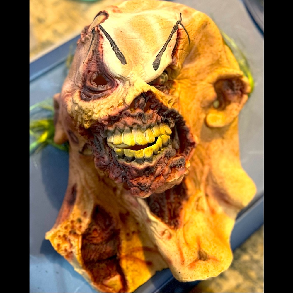 🎃 Halloween Costume 🎃 Creepy Halloween Mask (Rubber) - One Size - $20